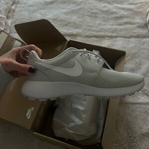 Nike Roshe G Next Nature Women's Spikeless Golf Shoes Size 7